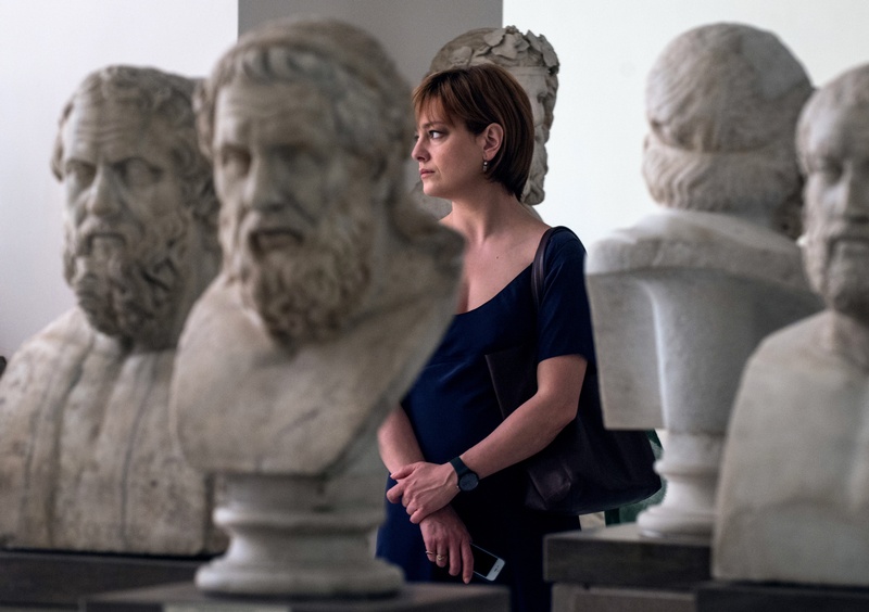 情遇那不勒斯_Naples in Veils_電影劇照