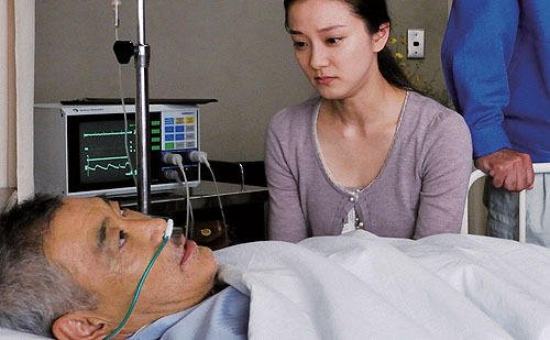 孤高的手術刀_A Lone Scalpel_電影劇照