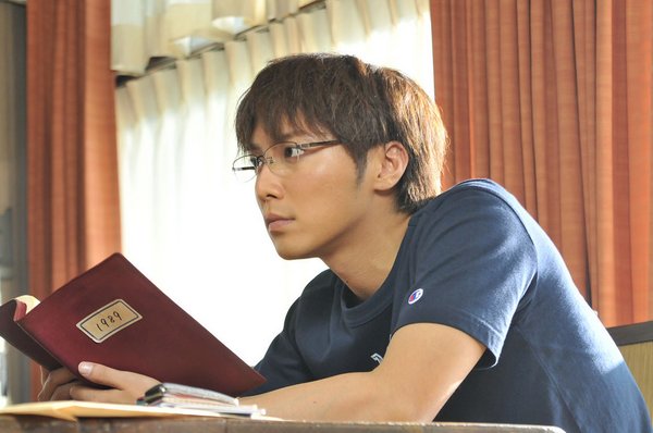 孤高的手術刀_A Lone Scalpel_電影劇照