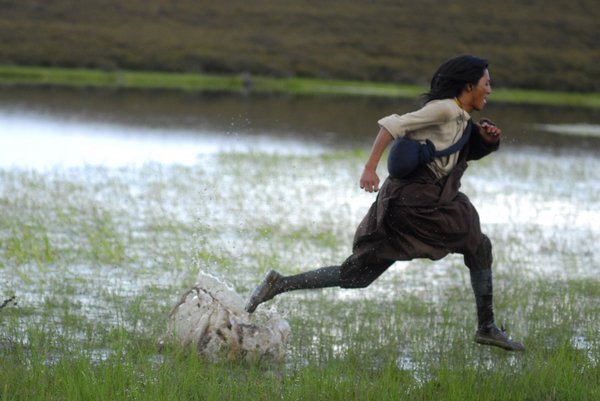 命懸800公里_Wild Horse from Shangrila_電影劇照