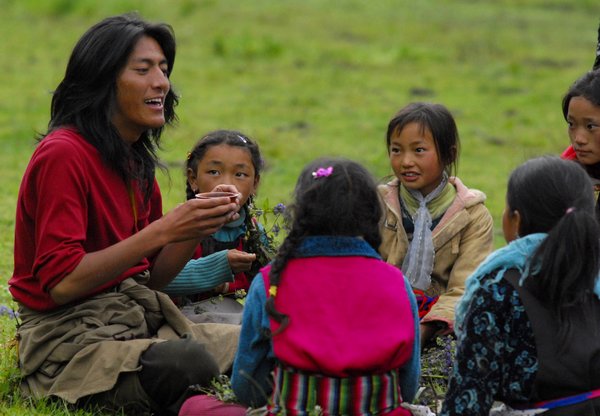 命懸800公里_Wild Horse from Shangrila_電影劇照